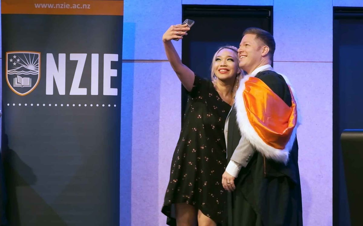NZIE student is taking selfie with Rob Marks